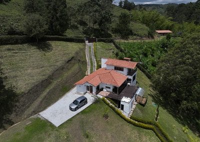 Casa colonial obra negra guatape